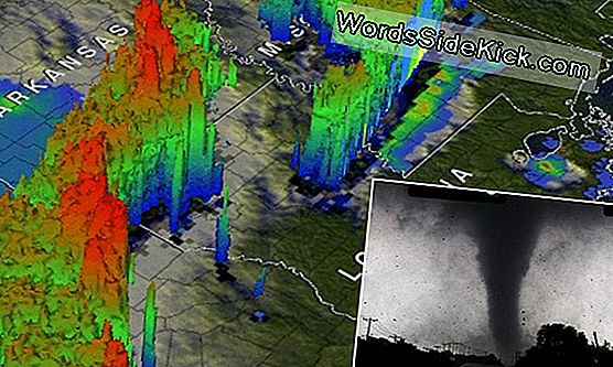 Satellite Spies Texas Tornado Storms In 3D