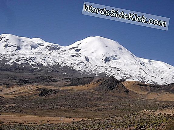 Nevado Coropuna: Cel Mai Înalt Munte Din Peru