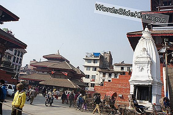 Aardbeving In Nepal Vernietigt Historische Tempels