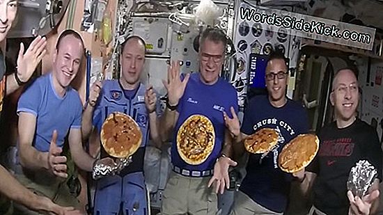 Hoe Eten Astronauten In De Ruimte?