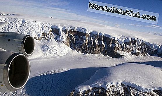 Icebridge ของนาซ่าในทางปฏิบัติเหนือแอนตาร์กติกา
