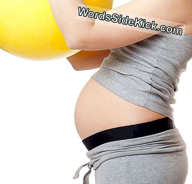 หญิงตั้งครรภ์ที่มีน้ำหนักเกินเกณฑ์ปานกลางมีทารกที่หนักกว่า