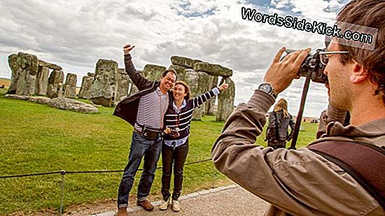 Stonehenge: Fakta A Teorie O Tajemné Památce