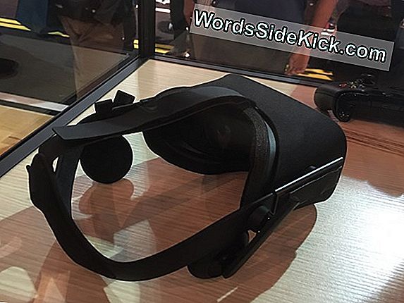 Hvornår Vil Virtual-Reality Headsets Stop Med At Gøre Folk Syge?