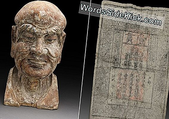 Stashed Cash: Rare Ming Dynasty Banknote Found Inside Chinese Sculpture