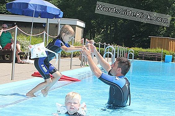 Familie Warnt Schwimmer Vor Hirnfressender Amöbe