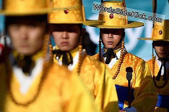 Guardias De Seguridad Olímpicos De Norovirus Sickens Días Antes De La Ceremonia De Apertura