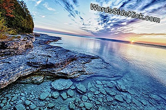 La Masse D'Eau La Plus Salée Au Monde Vue De L'Espace (Photo) - 2025