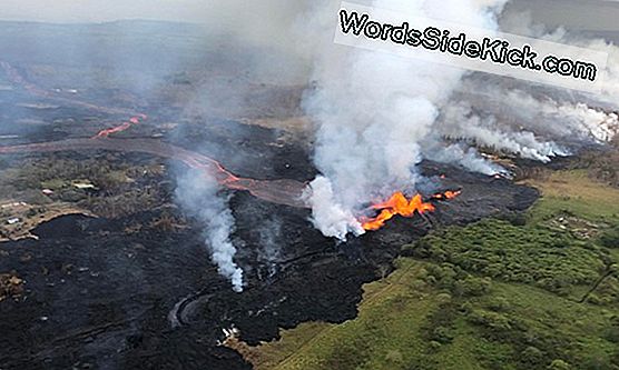 L'Éruption Du Volcan Alaska Menace Les Vols Locaux