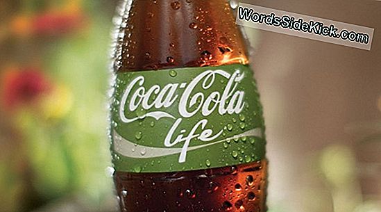 Coca-Cola Plus... Laksativi? Što Je U Cokeovom 'Zdravom' Japanskom Piću?