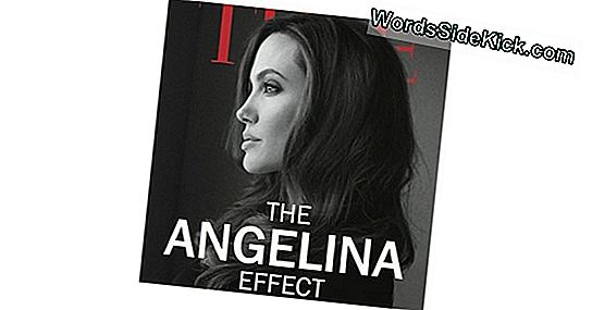 „Angelinos Efektas“ Yra Tikras: Aktorė Padidino Krūtų Chirurgijos Supratimą