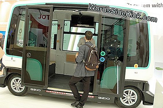 Naujas Elektrinis Autobusas Vienu Įkrovimu Gali Nuvažiuoti 350 Mylių