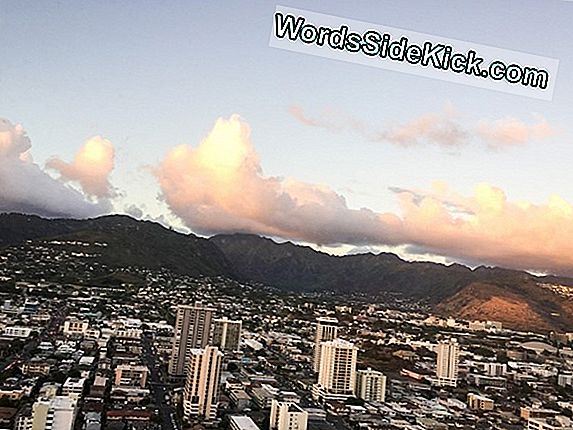 Paskutinis Havajų Poskyrio Gyventojas, Ištremtas Lavos