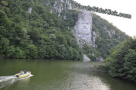 Fotografii: Cea Mai Mare Sculptură Subacvatică