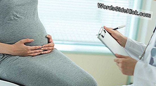 Bebeğin Ruh Halinde Hamile Annenin Meth Kullanımı Gösterir