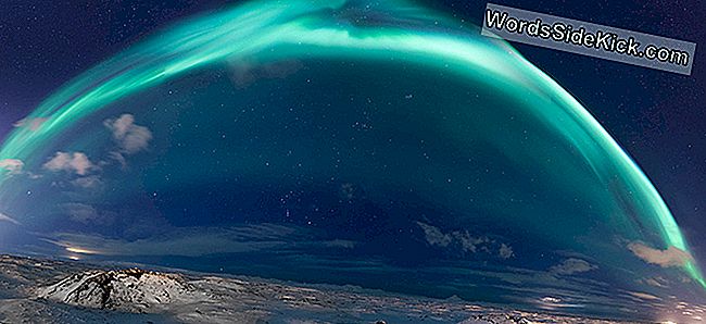 Fotografije: Zvjezdane Staze I Aurora Sjaju Na Noćnom Nebu