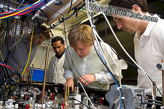 Franken-Fysica: Atomen Splitsen In Twee En Worden Samen Teruggezet
