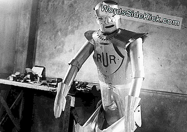 Retro Robot Iz 1920-Ih Može Dobiti Drugu Šansu U Životu